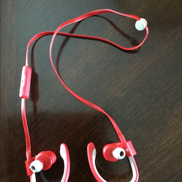 Power Beats - Picture 2 of 5